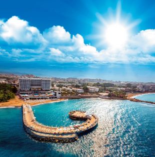 AZURA DELUXE RESORT HOTEL & SPA