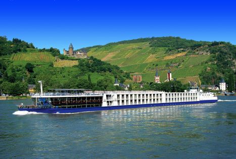 Речен круиз по Дунав за Коледните базари