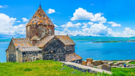 Екскурзия в АРМЕНИЯ - природа, култура и древни традиции - със самолет, на български език!