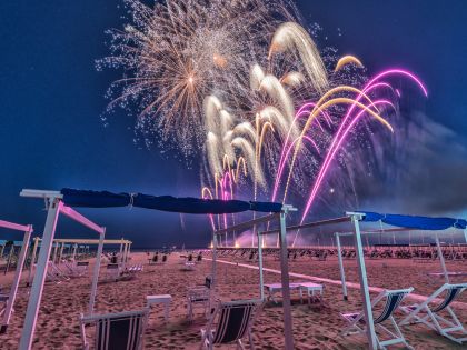 Нова година 2025 в Лара, Анталия с автобус от Варна - 4 нощувки