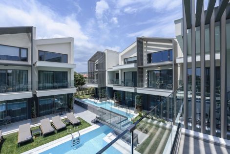 SERENITY SUITES