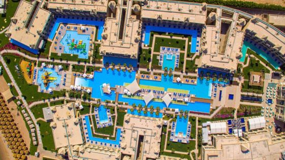 TITANIC ROYAL RESORT