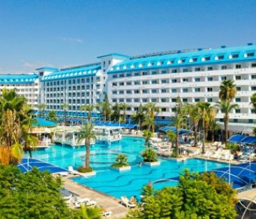 CRYSTAL ADMIRAL RESORT